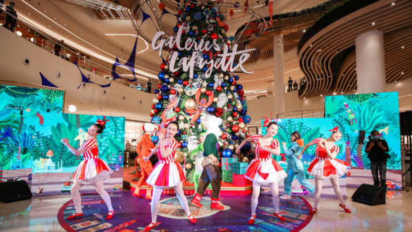 老佛爺「圣誕環(huán)游記」主題活動策劃以一個歷史性事件正式展開