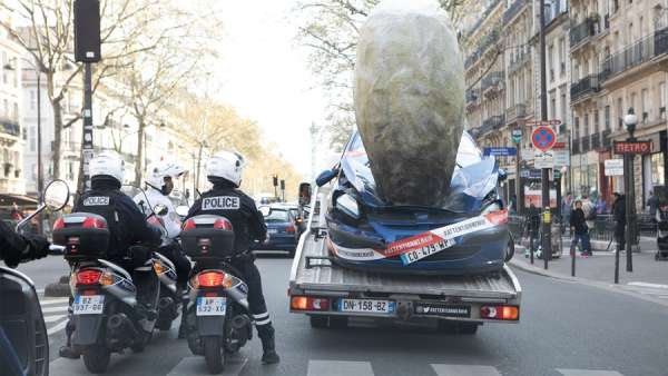 阿斯泰利克斯主題公園這場(chǎng)街頭營(yíng)銷快閃活動(dòng)策劃主角竟是一塊巨石