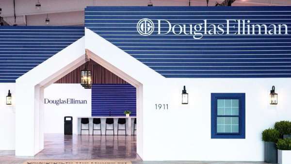 地產(chǎn)峰會(huì)活動(dòng)策劃了一場(chǎng)家居的體驗(yàn)式峰會(huì)現(xiàn)場(chǎng)，酷！