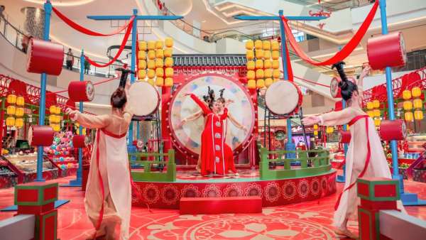 國(guó)風(fēng)年宵創(chuàng)意市集活動(dòng)策劃活脫脫的一場(chǎng)大型春節(jié)園游會(huì)，熱鬧繁華