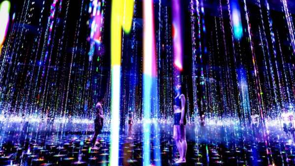 teamLab「三溫暖」光影藝術(shù)展覽活動(dòng)策劃提供了沉浸式的身心靈體驗(yàn)