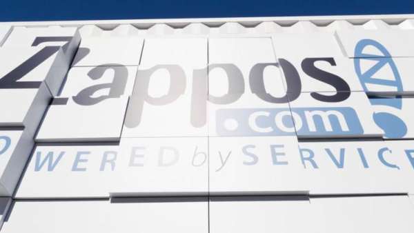 Zappos（美捷步）巡回推廣活動策劃旨在回饋當?shù)厣鐓^(qū)的消費者