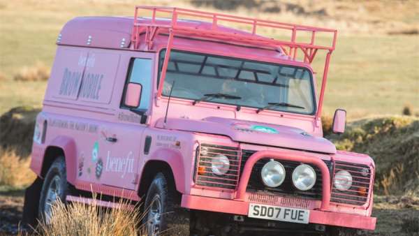 移動(dòng)修眉吧快閃式巡回活動(dòng)策劃通通為你解決任何眉毛問(wèn)題