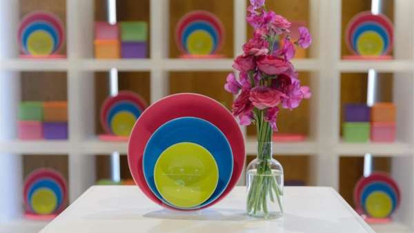 特百惠產(chǎn)品發(fā)布會活動策劃功能分區(qū)超清晰，視覺效果也很清新