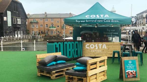 咖世家產(chǎn)品巡回體驗(yàn)活動(dòng)策劃的「噴氣背包」太有趣了