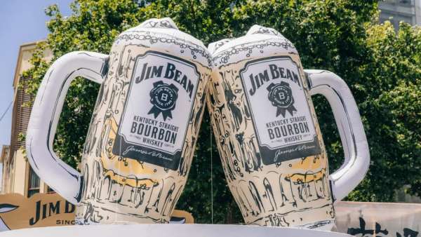 金賓嗨棒嗨肉祭活動(dòng)策劃太贊了，氣泡里的質(zhì)感微醺，酷斃了