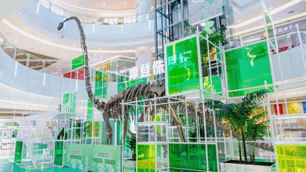 摩登侏羅紀(jì)展覽活動(dòng)策劃「原地復(fù)活」，20米超大恐龍化石稱(chēng)霸全場(chǎng)