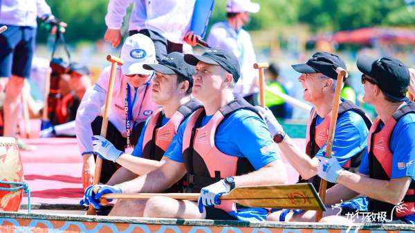 北京奔馳“龍行致極”第四屆龍舟賽活動(dòng)策劃火熱開賽，共享水上盛宴
