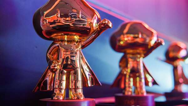 「火力全開」阿里云智能全員KICK OFF大會(huì)活動(dòng)策劃現(xiàn)場(chǎng)滿是阿里主色調(diào)