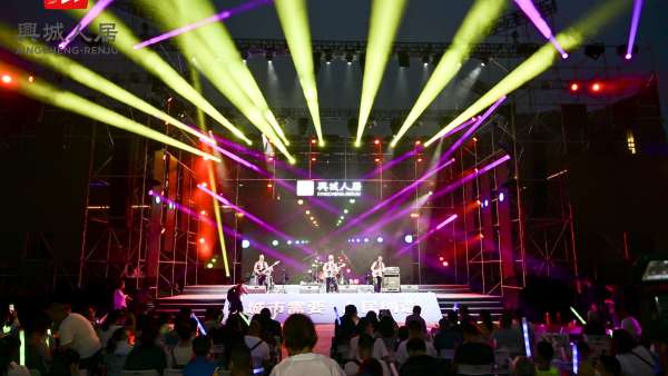 洋盤生活節(jié)活動(dòng)策劃以熊貓?jiān)貫榉諊鸂I造載體，創(chuàng)新規(guī)劃三大主題內(nèi)容