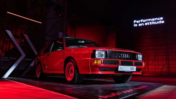 奧迪RS燃擎之夜活動(dòng)策劃了空間、時(shí)間、賽道街道、燃油電動(dòng)四重折疊