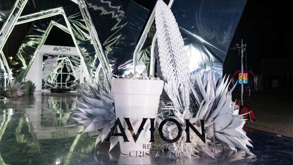 Avión特級香檳音樂節(jié)品牌體驗活動策劃的拍照裝置相當(dāng)吸睛