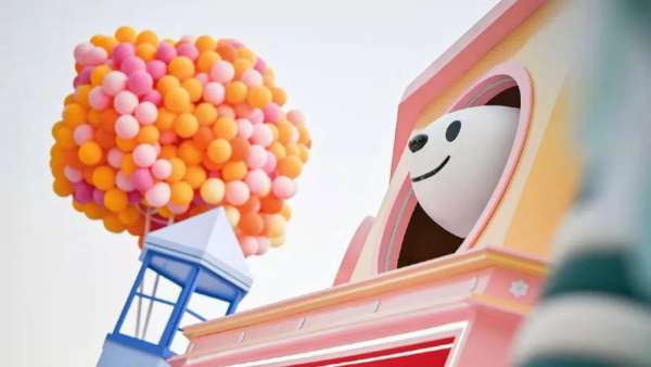 “京東寶貝趴”快閃店活動(dòng)策劃的馬卡龍粉與藍(lán)搭配，超級(jí)有愛