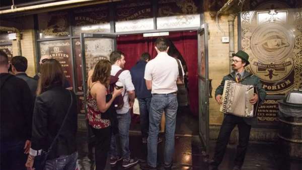 亨德里克金酒辦的快閃店活動(dòng)策劃太奇妙了，體驗(yàn)式活動(dòng)很有個(gè)性