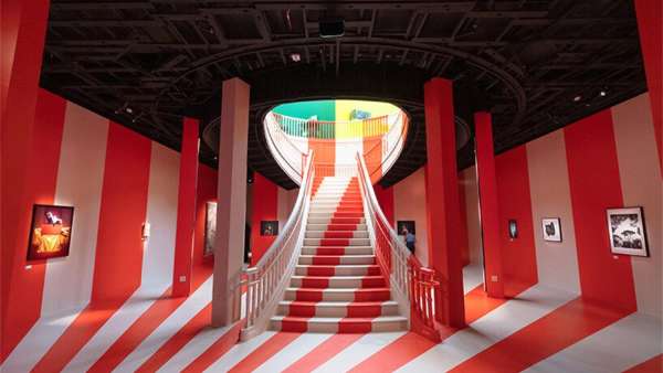 路易·威登200年慶典活動(dòng)策劃開(kāi)啟于“200個(gè)旅行箱，200個(gè)夢(mèng)想家”展覽