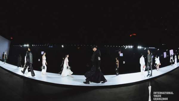 廣州國際時尚產(chǎn)業(yè)大會暨時尚消費節(jié)打造了三位一體的時尚新場景