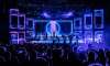 這場演唱會用簡單的LED屏幕陣列打造了非一般震撼效果的舞美設計