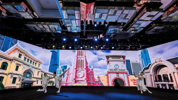 小米12發(fā)布會(huì)“Ultra之夜”活動(dòng)策劃最后的體驗(yàn)環(huán)節(jié)和新品展示最令人興奮